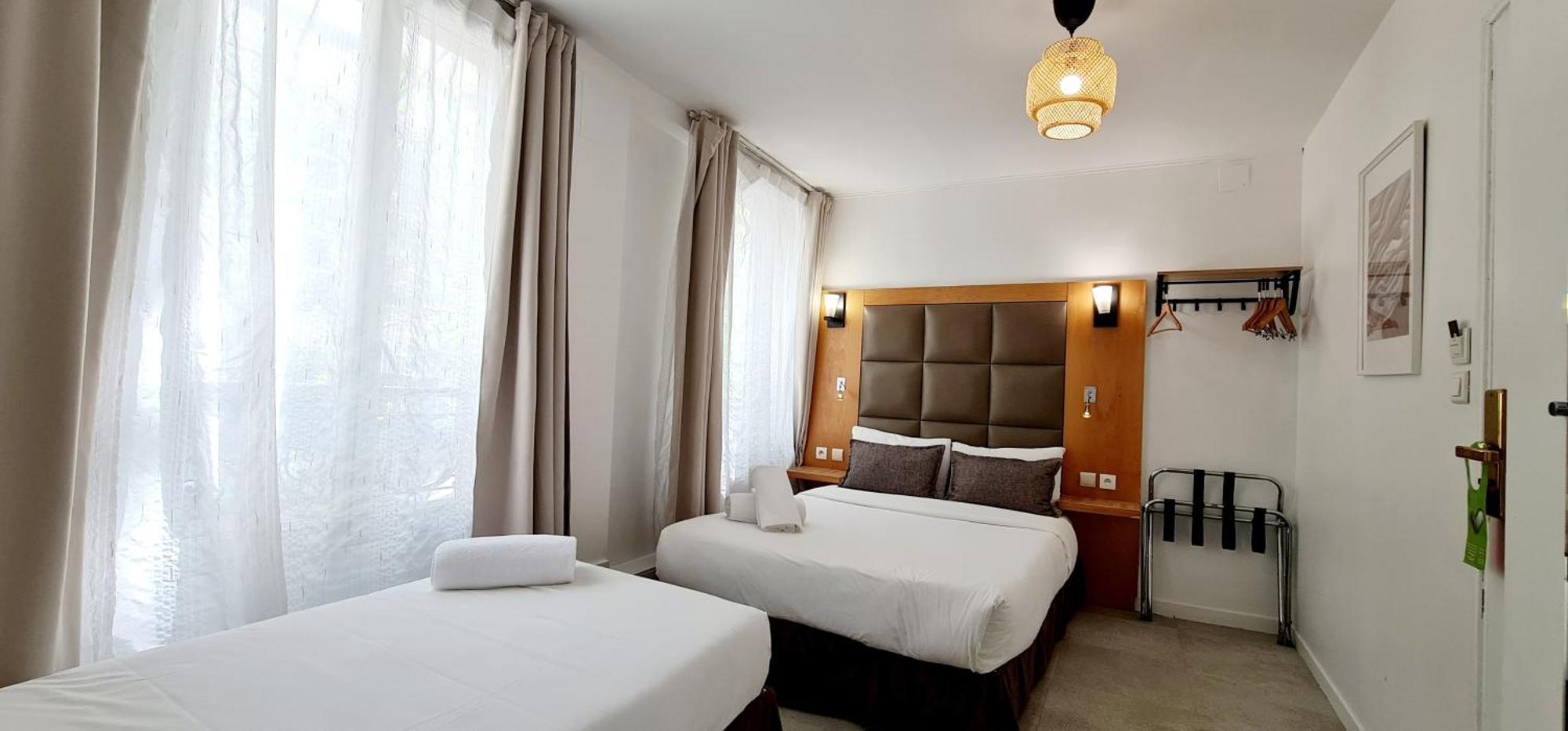 Hotel De France 18 Париж Екстериор снимка